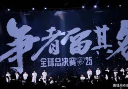 LCK訓(xùn)练赛都是骗人(rén)的？LPL有15人(rén)陪练团，不要和LCK打訓(xùn)练赛