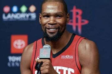 杜兰特降薪加盟火箭，表(biǎo)麪(miàn)血亏實(shí)則(zé)天秀？这波操作细思极恐！