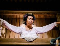 邓超还原美人鱼名场面