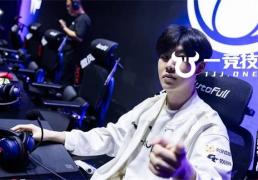 LOL：LPL常规赛最佳阵容出炉 Theshy当选一阵Bin落选！