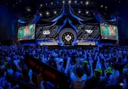 英雄(xióng)联盟又要“凉”了？游戏史(shǐ)上最成功的电竞比赛是怎样炼成的？