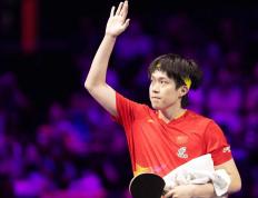 惊险过关！王楚钦决胜局0-3落后最终翻盘，3-2险胜波(bō)兰19岁小将