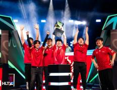 CNCS迎来了久违的冠军！CN.LOL什么时候才(cái)能重铸荣光？