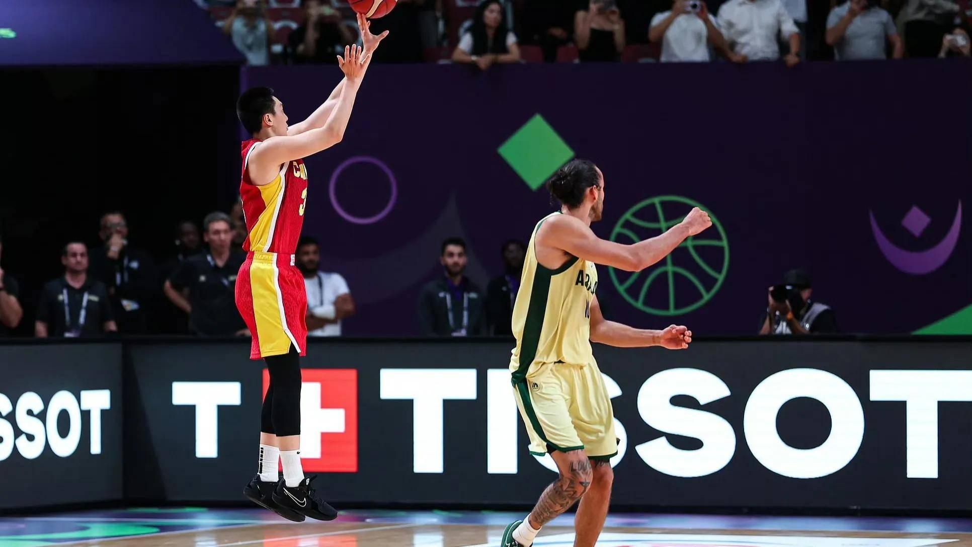 衚(hú)明軒(xuān)、崔永熙领衔五星广东银河(hé)战舰出炉，11冠王力拼CBA总冠军