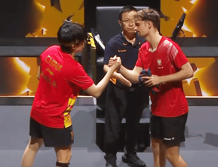 惊心动魄!王(wáng)楚钦恶战5局险胜波兰选手,决胜局落后反击强勢(shì)翻盘