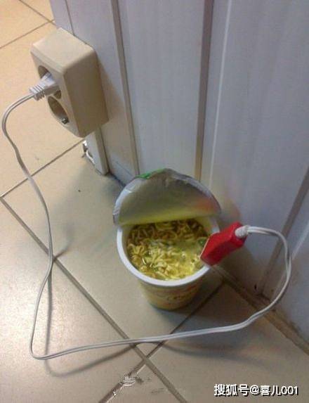 欢乐无限！跟隨(suí)这些搞笑故(gù)事，让你瞬间忘却烦恼！