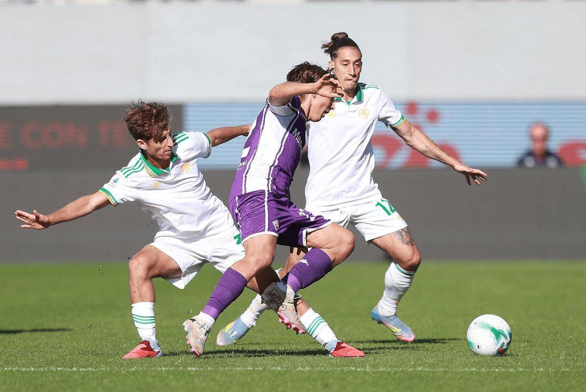 罗马+那不勒斯均上演逆(nì)转好戏，两队同分，排(pái)名包揽前二