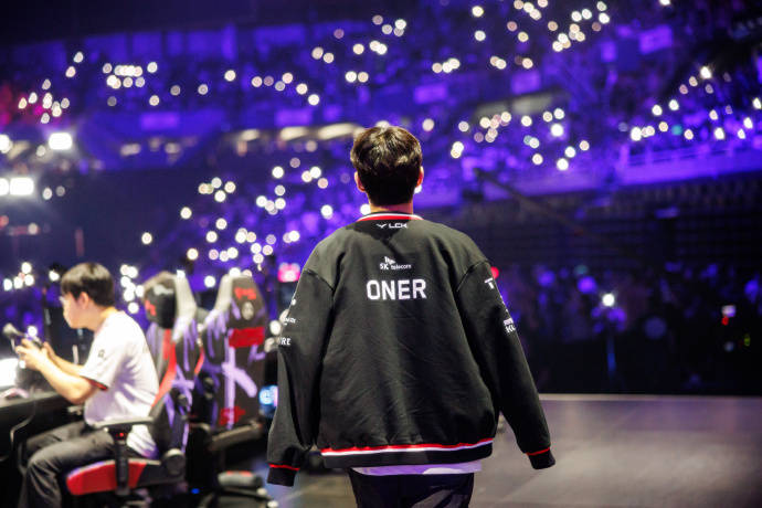 最有机会的(de)一次！AL大战GEN，能否斩获电竞世界杯LOL冠軍(jūn)？