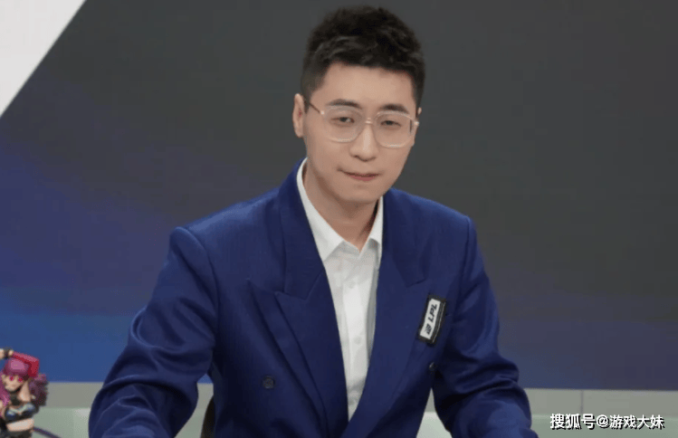 LPL终于涨工资了,王多多曝光如今解說(shuō)工资,管泽元收入最高