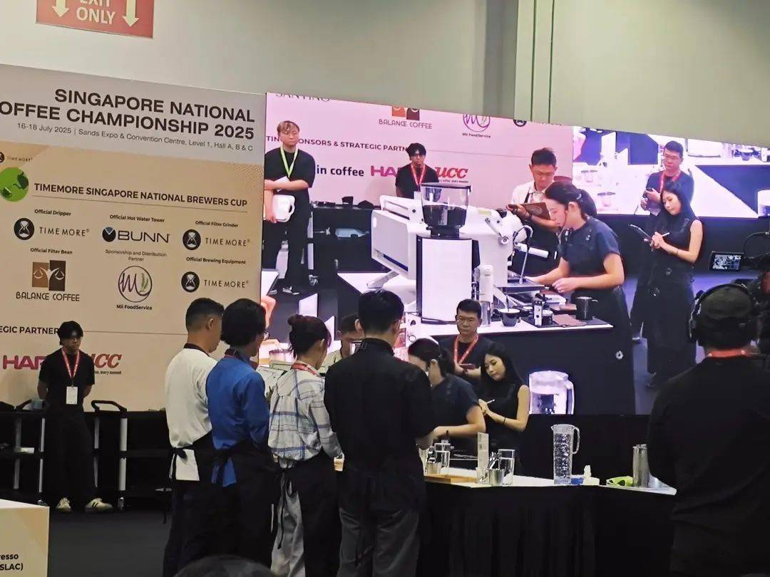 赛事回顧(gù)|新加坡全国咖啡锦标赛(SNCC)比赛指定用机:Tamp;Z品牌飞跃咖啡机闪耀国际舞台,广受好评!