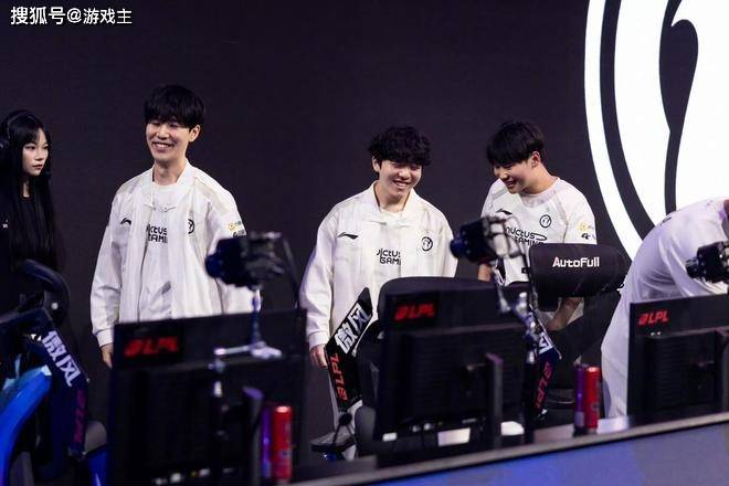 韩网票選(xuǎn)S15战队毒奶榜火了，IG键盘冒奶，碾壓(yā)TES成LPL第一