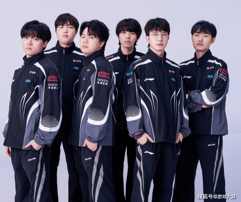 BLG彻底被打崩了,官方一个举动证明,下赛季战队将重组