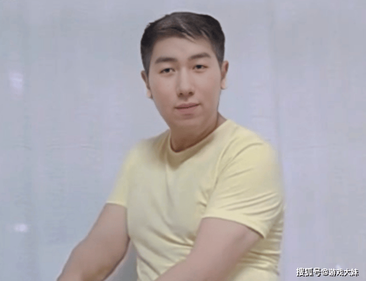 炫神因骂theshy被处罚，如今认怂，公開(kāi)道歉希望拿回二路解说权