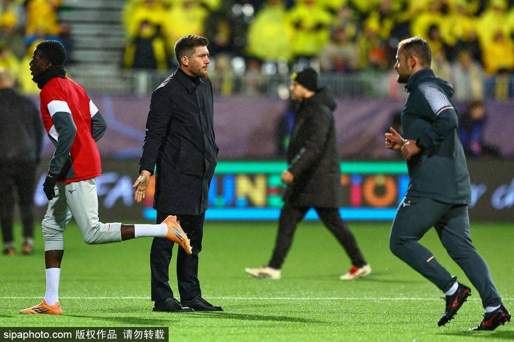 让一追(zhuī)三，广安板楯蛮队客场全取三分！