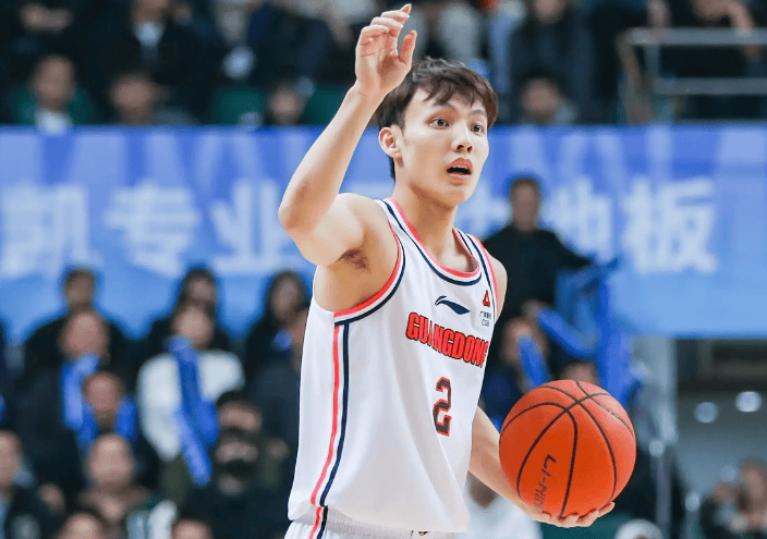 有点八卦，男篮最新(xīn)消息！徐杰落选小道消息，并不是能力的原因