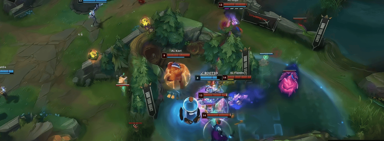 LOL总决赛精彩对决，游戏带你体验策略(lüè)魅力