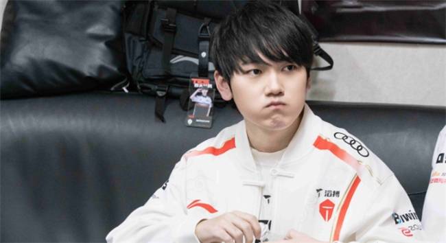 【一競(jìng)技1JingJi】LOL：滔(tāo)搏(bó)被爆和AL互换上单 全神班IG或将迎来变数